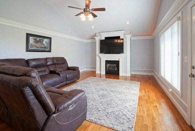 Lake Views, Waterfront Living & Room to Spread Out! Wake up to - photo 18