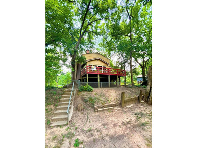 SOUTHFORK RIVER HOME! Remodeled and updated, this waterfront - photo 31