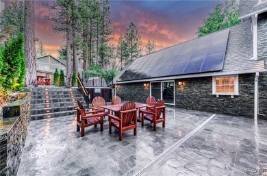 Experience luxury mountain living in this stunning, fully - photo 7