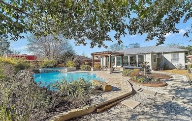 Stunning Remodeled Pool Home on Half an Acre - No HOA! Welcome - photo 1