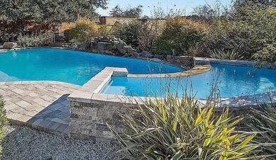 Stunning Remodeled Pool Home on Half an Acre - No HOA! Welcome - photo 3
