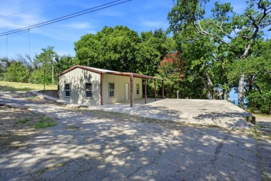 Waterfront Living on Lake Bridgeport - photo 16