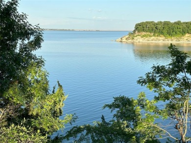 Lake Lot For Sale in Denison, Texas