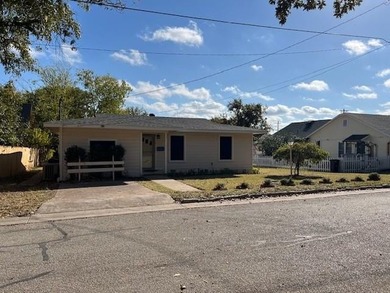 Lake Granbury Home Active Under Contract in Granbury Texas