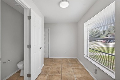 Charming 2-bedroom, 2.5-bath townhome in the heart of - photo 11