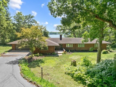 Lake Home For Sale in Antioch, Illinois