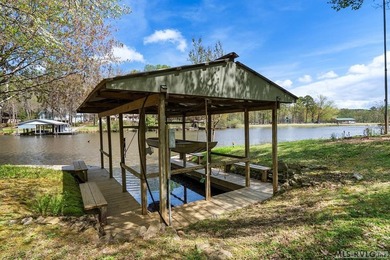 Imagine this: a luxury estate on three Lake Gaston waterfront - photo 19