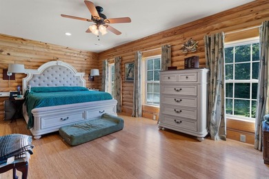 This is a hard to find authentic custom log home 6 minutes to - photo 21