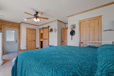This is a hard to find authentic custom log home 6 minutes to - photo 22