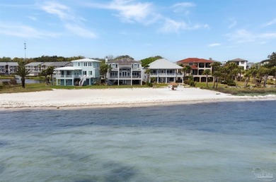 Waterfront Home in Gulf Breeze Proper, one of the few gated - photo 32