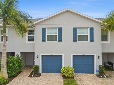 Located in desirable North Naples, this beautiful Meadowood - photo 3