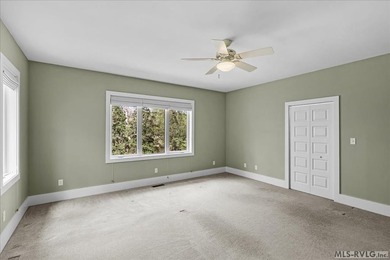 Imagine this: a luxury estate on three Lake Gaston waterfront - photo 36