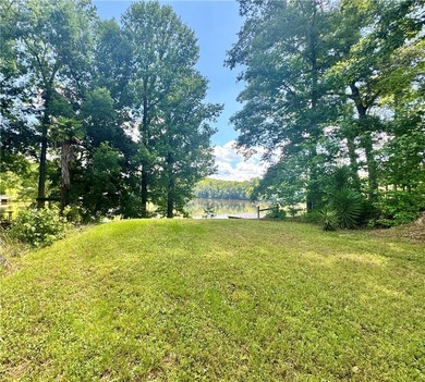 *****LAKEFRONT LOT FOR SALE BROADWAY LAKE - RARE, FLAT LOT with - photo 2