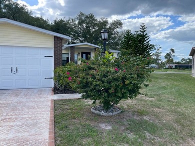Welcome to your dream home in the desirable 55+ Pine Lakes - photo 3