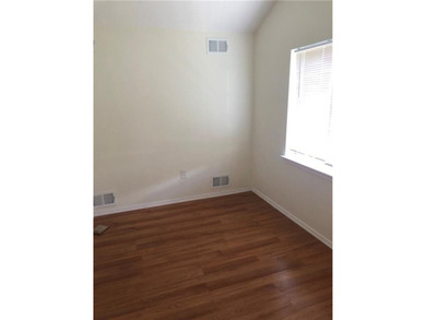GREAT INVESTMENT PROPERTY-RENOVATED 3 BEDROOMS, 2 BATH ATTACHED - photo 8