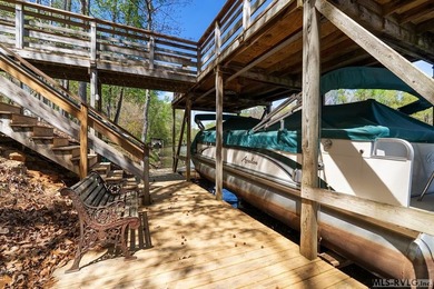 Imagine this: a luxury estate on three Lake Gaston waterfront - photo 58