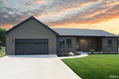 Lake Shafer Home For Sale in Monticello Indiana