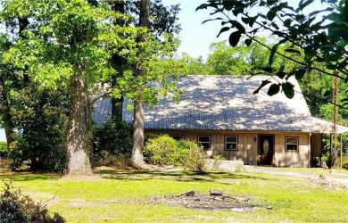 Vernin Lake Home For Sale in Leesville Louisiana