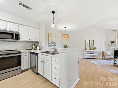 Welcome to effortless Lake Norman living in this beautifully - photo 5