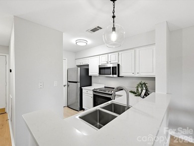 Welcome to effortless Lake Norman living in this beautifully - photo 6