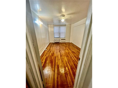 Spacious Two-Bedroom Condominium with Full-Service Amenities in - photo 8