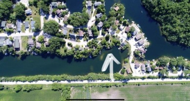 Big Shadow Lake Lot For Sale in Wilmington Illinois