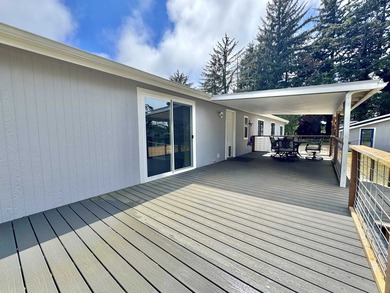 Beautifully updated 3-bedroom, 2-bath manufactured home with a - photo 31