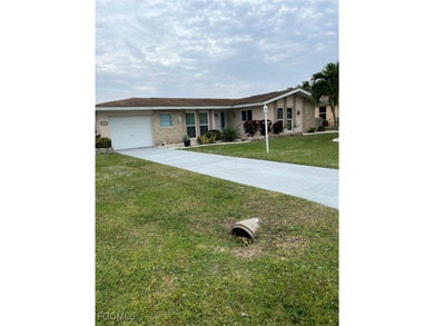 Cape Coral Area Home For Sale in Cape Coral Florida
