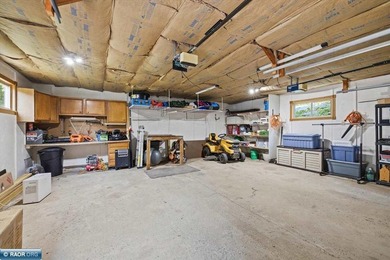 Welcome home to this beautifully maintained 4-bedroom, 2-bath - photo 35