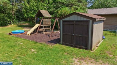 Welcome home to this beautifully maintained 4-bedroom, 2-bath - photo 38