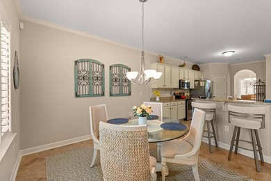 Welcome home to this lovely and spacious 5/bedroom, 3/bath - photo 9