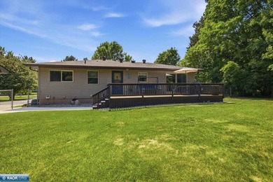 Welcome home to this beautifully maintained 4-bedroom, 2-bath - photo 43