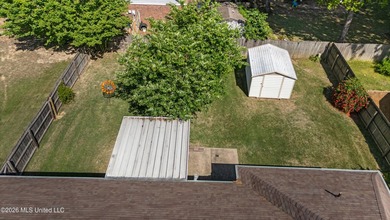SINGLE LEVEL. LARGE PRIMARY SUITE. 3 BEDS + OFFICE. NEW GRANITE! - photo 44