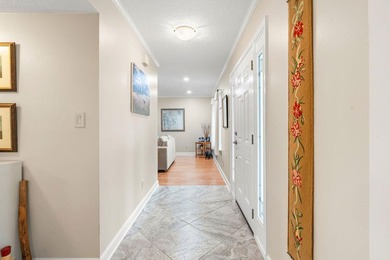 Remarks: Meticulously maintained home with original owners! This - photo 3