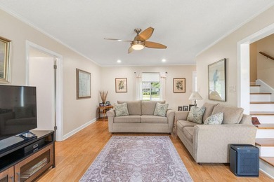 Remarks: Meticulously maintained home with original owners! This - photo 10