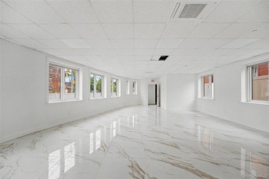Newly renovated 2026!! Two-Family Property with Community - photo 8