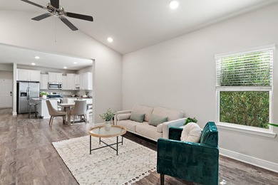 Welcome to 239 Southern Pines, a beautifully maintained - photo 4