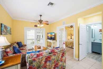 Stunning 3 bed, 3 bath town home overlooking the pool with - photo 12