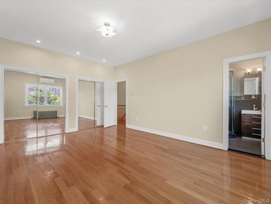 First time on the market. Move-in ready brick single-family home - photo 13