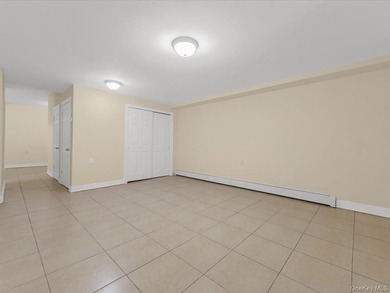 First time on the market. Move-in ready brick single-family home - photo 20