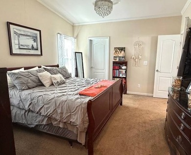 Absolutely stunning newer home built in 2019 has 3 bedrms and 2 - photo 22
