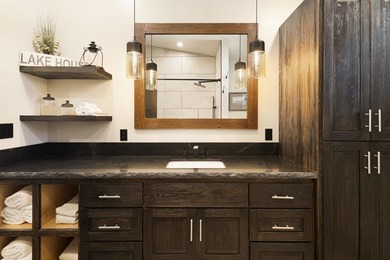 Modern mountain living meets golf course serenity in this - photo 28