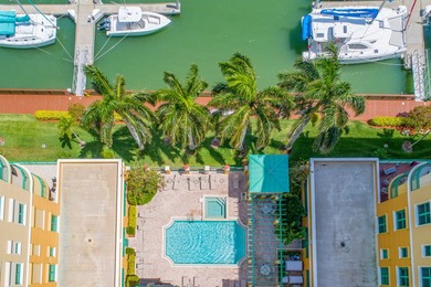 Elegant Waterfront Living at Pier 81, Marco Island Experience - photo 33