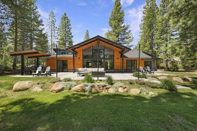 Modern mountain living meets golf course serenity in this - photo 34