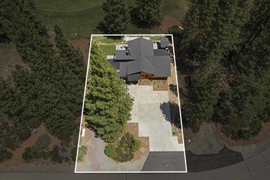 Modern mountain living meets golf course serenity in this - photo 39