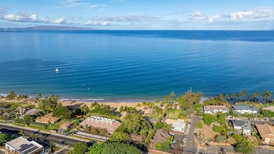 Forget the car. Grab the paddleboard. Welcome to your own little - photo 46