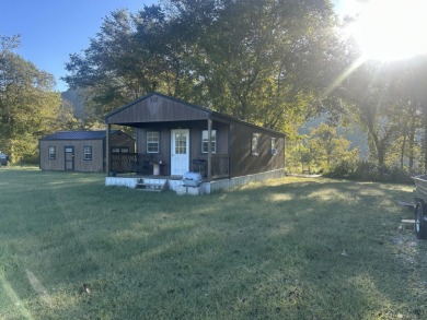 Lake Home For Sale in Burkesville, Kentucky