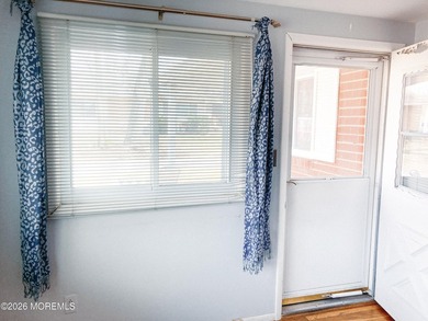 Cedar Glen West Co-Op 55+Charming 1 bed, 1 bath home in - photo 7