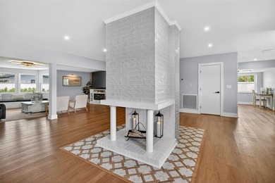 One or more photo(s) has been virtually staged. WELCOME HOME!! - photo 8