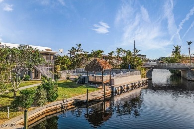 Cape Coral Lakes Area Condo For Sale in Cape Coral Florida